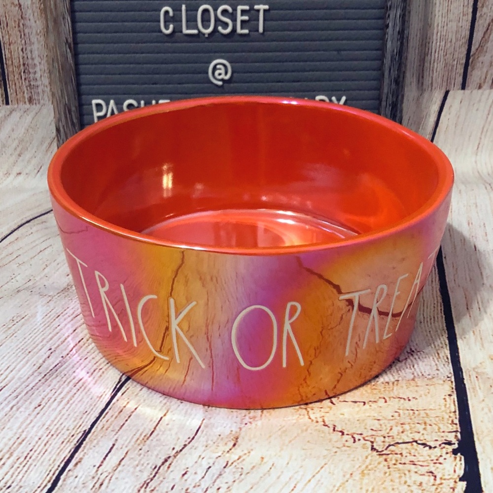 RAE DUNN Iridescent TRICK OR TREAT Pet Bowl NIB